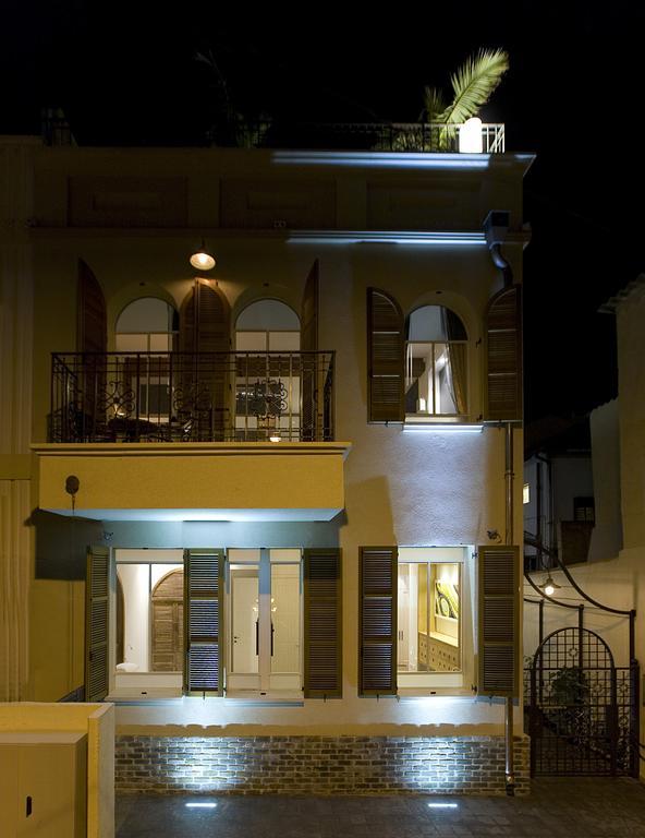 Molcho Neve Tzedek *
